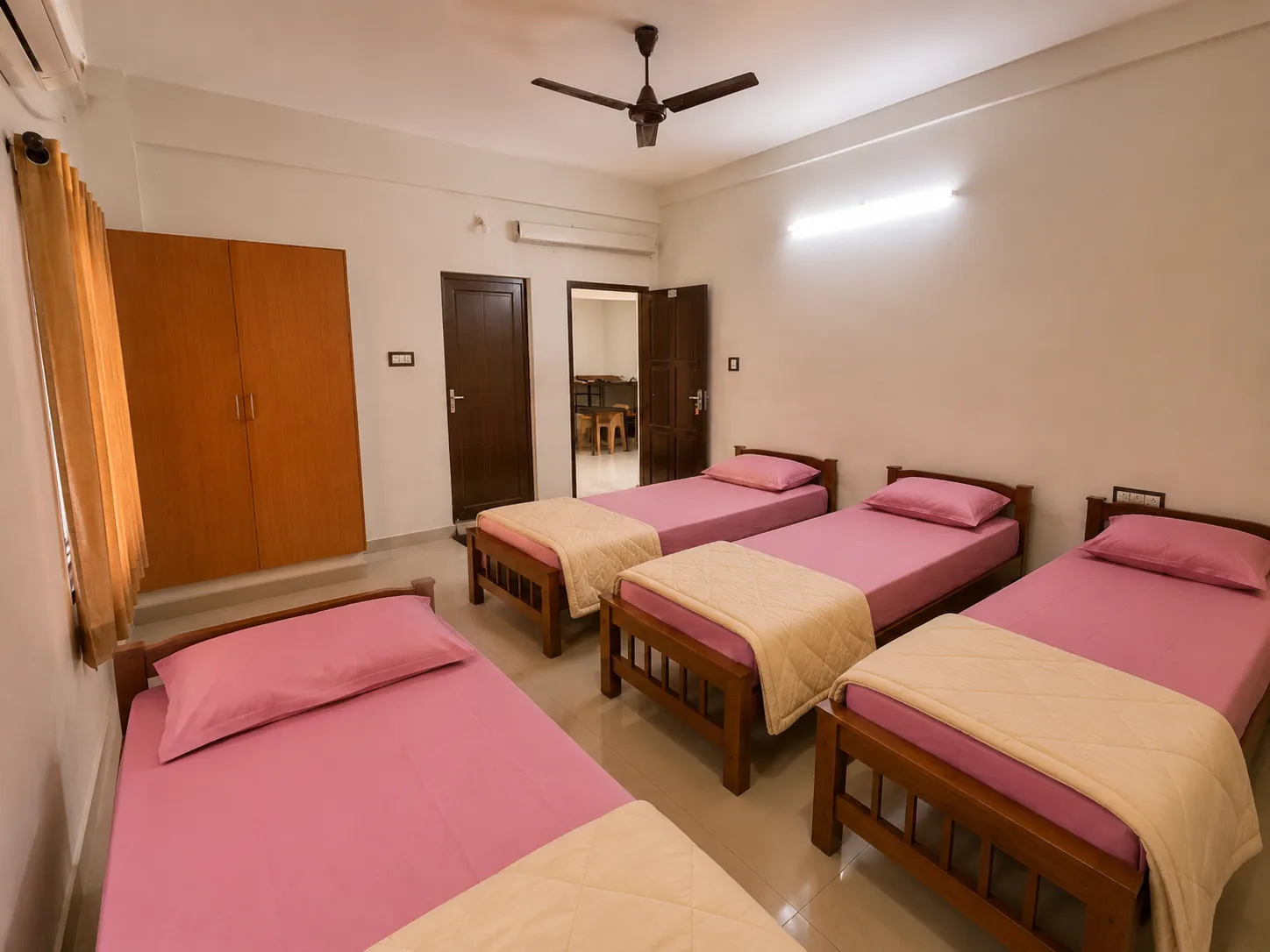 5 Bed Single Room AC - Main View